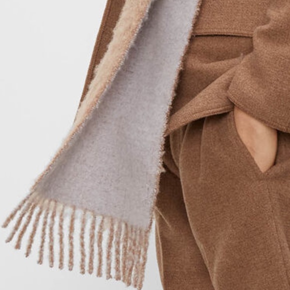 Cozy Wool Scarf - Brand New - NEVER WORN - Dark Camel/Grey - Picture 2 of 3